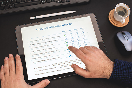 Online Customer Satisfaction Survey on Digital Tablet in Office
