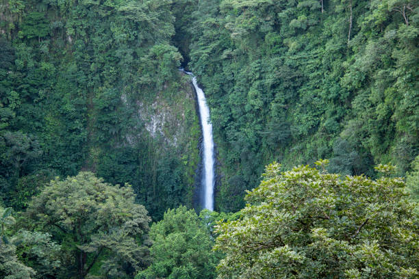 istock La Fortuna Waterfall in Costa Rica 1131583190