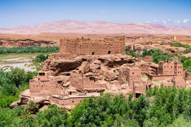 istock Morocco - Fertile river valley, kasbah, and town 1131636539