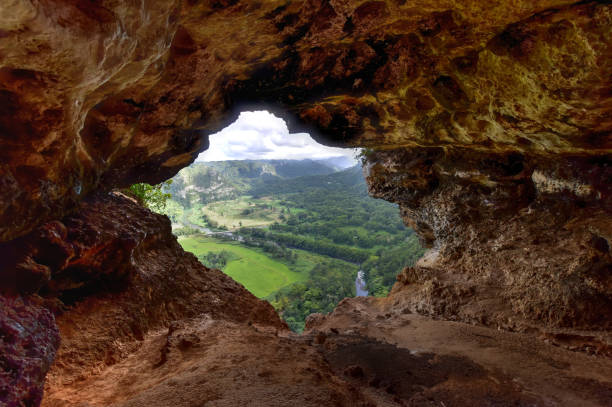 istock Window Cave - Puerto Rico 1131714339