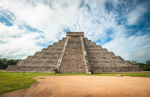 istock El Castillo or Temple of Kukulkan pyramid, Chichen Itza, Yucatan, Mexico 1131729004
