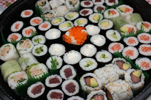 Maki Sushi Buffet Makanan Masakan Jepang Foto Stok - Unduh Gambar