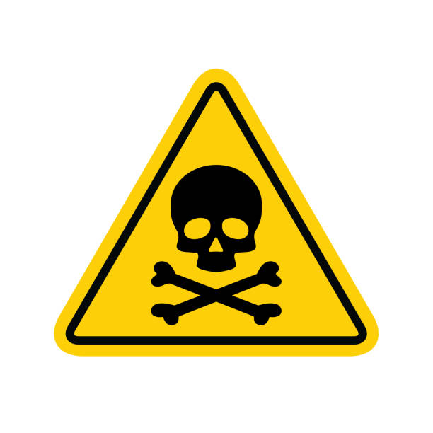 ilustraciones, imágenes clip art, dibujos animados e iconos de stock de símbolo de advertencia de peligro símbolo de vector signo plano con signos de exclamación aislados sobre fondo blanco - tóxico