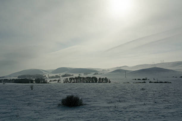 krajobraz południowego uralu w zimie - south ural zdjęcia i obrazy z banku zdjęć