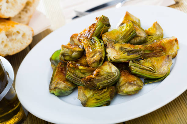 istock Roasted in oil artichokes 1131972979