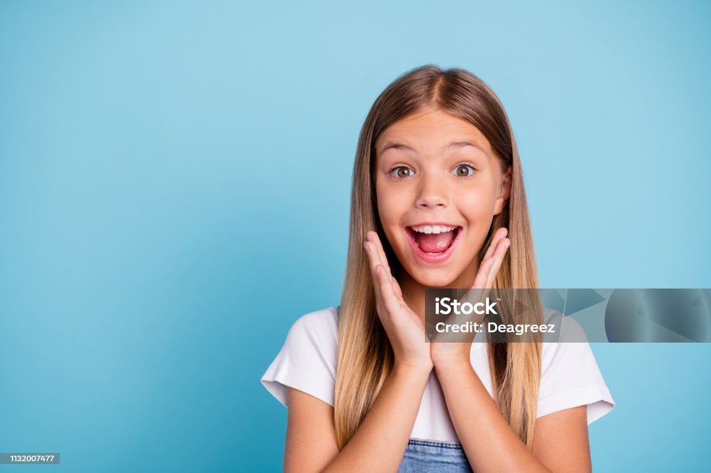Closeup Profile Side Portrait Of Her She Nice Cute Lovely Attractive  Cheerful Amazed Glad Funny Straighthaired Blonde Girl Opened Mouth Gift  Present Wish Isolated On Blue Pastel Background Stock Photo - Download