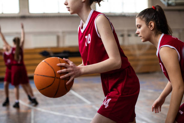 koszykówka żeńska - basketball team sports healthy lifestyle isolated objects zdjęcia i obrazy z banku zdjęć