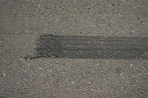 Brake track on asphalt