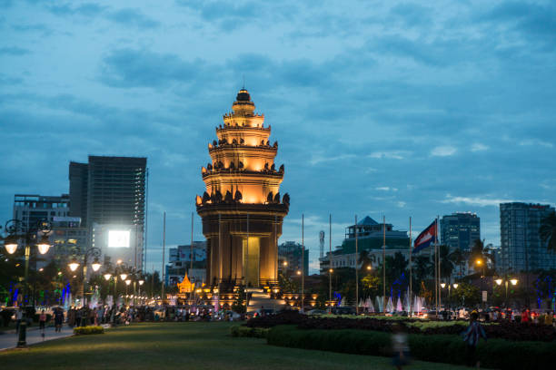 istock CAMBODIA PHNOM PENH INDEPENDENCE MONUMENT 1132049124