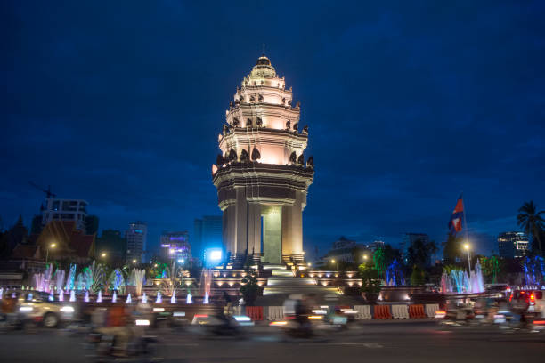 istock CAMBODIA PHNOM PENH INDEPENDENCE MONUMENT 1132050639