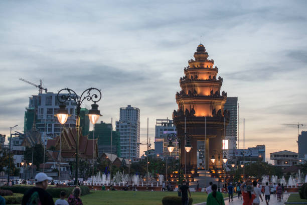 istock CAMBODIA PHNOM PENH INDEPENDENCE MONUMENT 1132063811