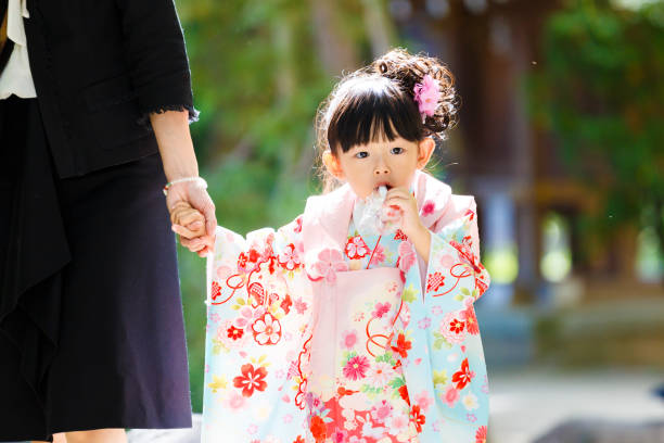 istock Japanese girls wearing kimonos 1132136668