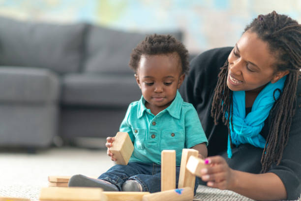 istock Single mother plays with her toddler 1132152483