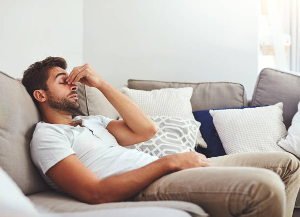 dziś nigdzie się nie wybieram - tired man zdjęcia i obrazy z banku zdjęć