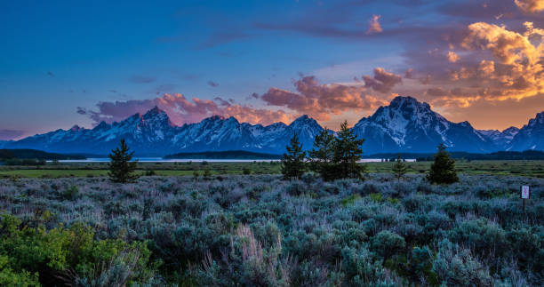 istock Landscape of the Tetons 1132166388