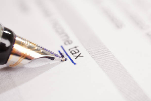 istock Fountain pen underlines word 