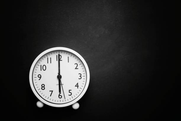 Time set 06.00 Am/Pm.
