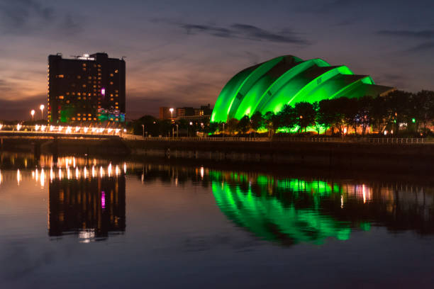 view of the sec armadillo lit up in green - finnieston imagens e fotografias de stock