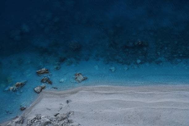 istock High Angle View Of Shore Of Beach 1132333860