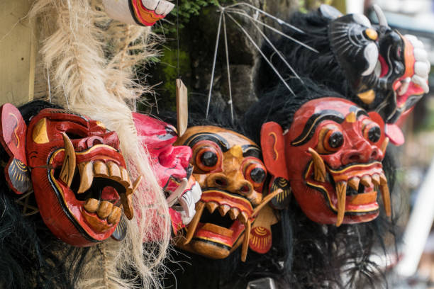 traditional wooden balinese masks - ogoh imagens e fotografias de stock