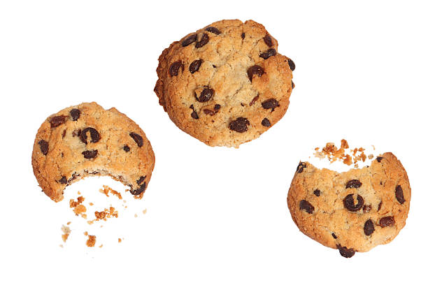 galletas de chocolate - crumb cookie isolated biscuit fotografías e imágenes de stock