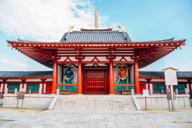 Shitennoji Temple traditional architecture in Osaka, Japan Osaka, Japan - September 30, 2018 : Shitennoji Temple traditional architecture shitenno ji stock pictures, royalty-free photos & images