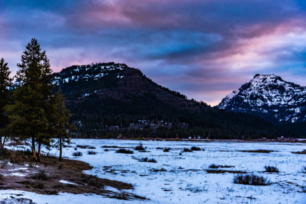 istock Yellowstone Lamar Valley landscape sunrises 1132423778