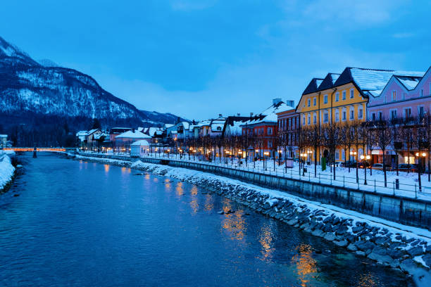 istock Spa and ski resort Bad Ischl town in Austria at evening 1132486353