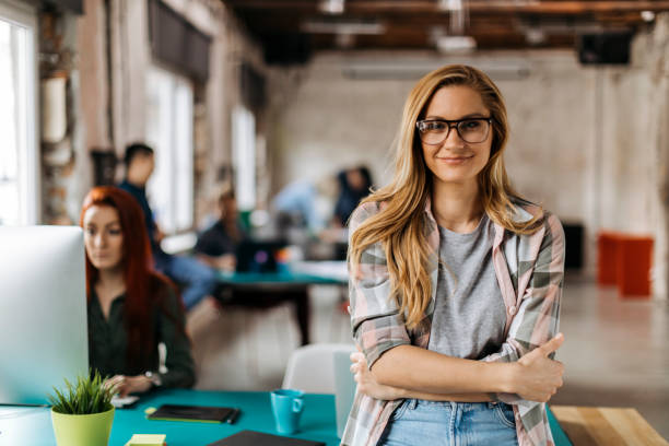 istock Strong young women in office 1132494321