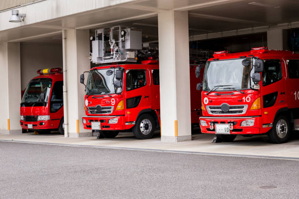 istock Three fire trucks are in the garage 1132514652