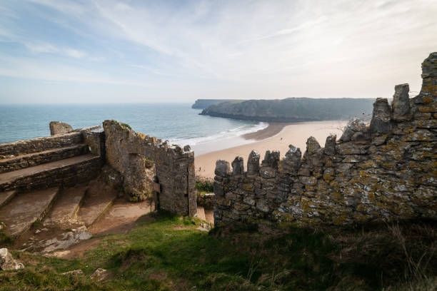 istock Entrance path to the stunning beach at Barafundle Bay 1132521165