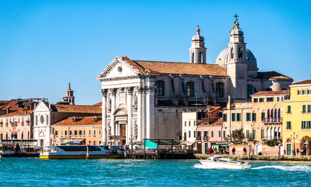 istock old town venice - italy 1132569112