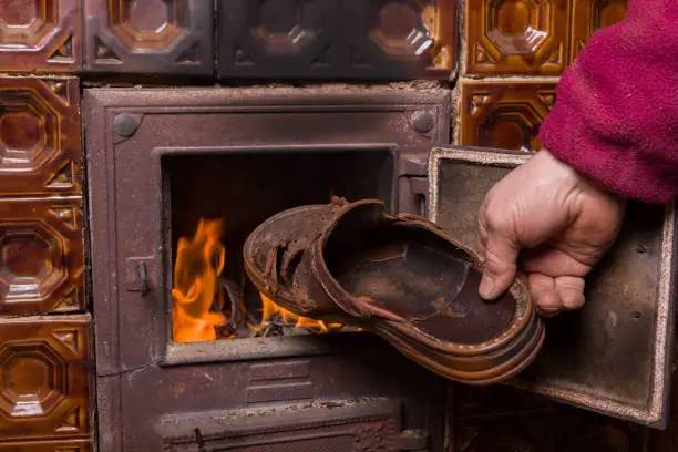 Do not throw old shoes into a hot stove