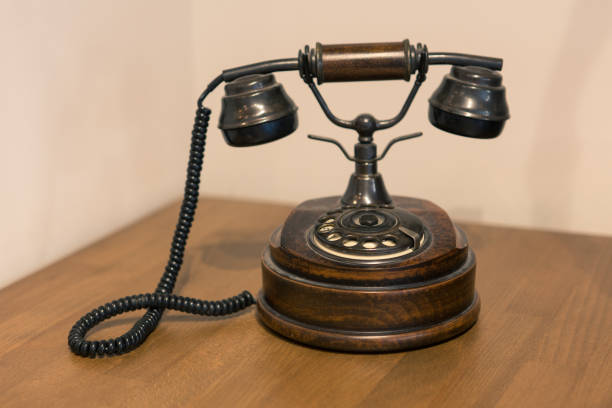 istock Vintage telephone 1132640096