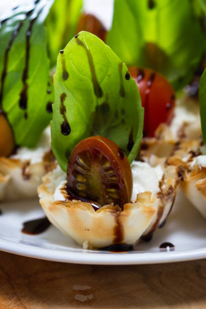 tomato basil cheese bites