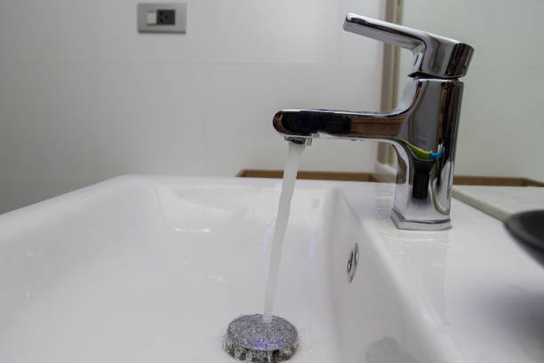 istock Wash basin and faucet 1132661654