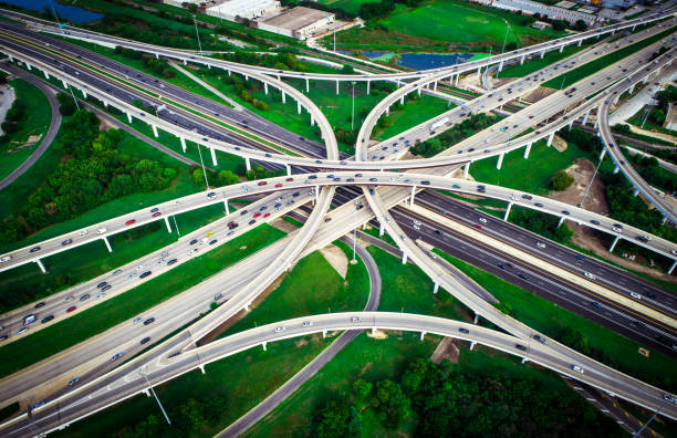 istock Highways overpass transportation green Texas landscape 1132665955