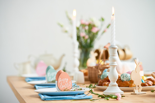 Cute Easter design of table