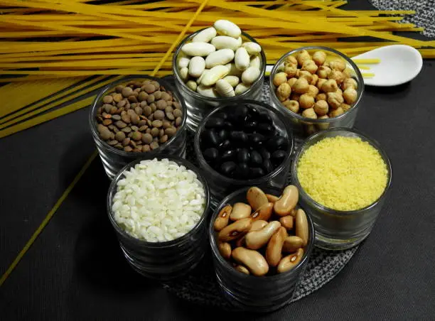 Sample of various cereals and legumes to cook delicious recipes and spoon dishes.