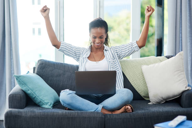 istock The fast wifi is working in her favor 1132766446