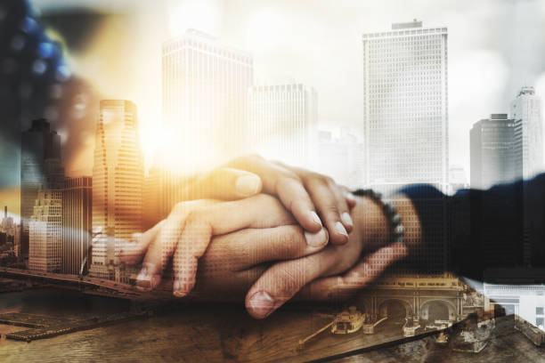 istock Be of those who lend a hand where they can 1132780782