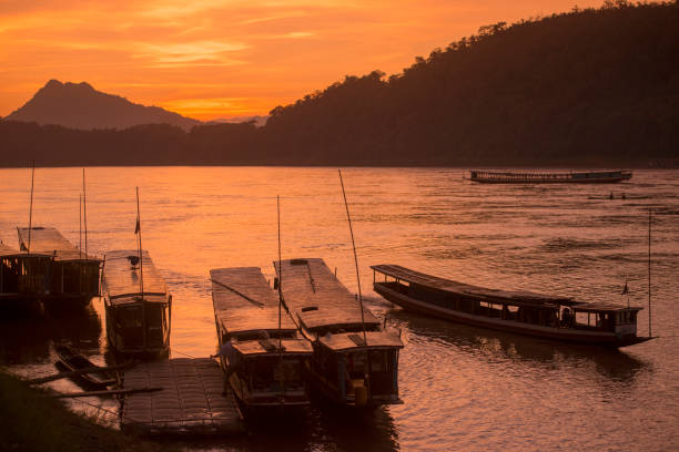 istock LAOS LUANG PRABANG MEKONG RIVER 1132855071
