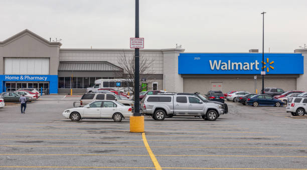 magasin walmart - walmart photos et images de collection