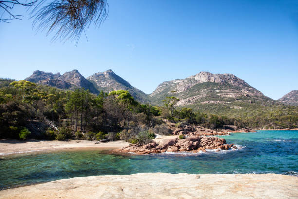 Freycinet Peninsula Tasmania Honeymoon Bay, Freycinet National Park Tasmania Australia honeymoon bay stock pictures, royalty-free photos & images