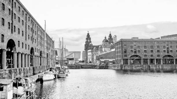 doca real de albert - albert dock - fotografias e filmes do acervo