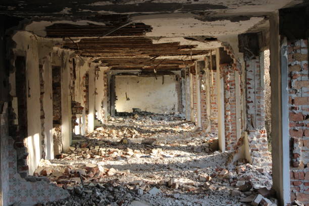 istock Abandoned and ruined House 1132981187
