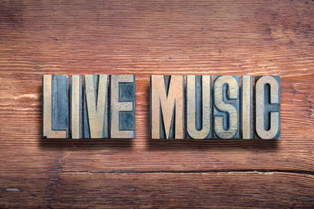 istock live music phrase wood 1132997599