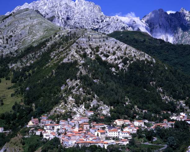 istock Colonnade, Carrara. Apuan Alps 1133008179