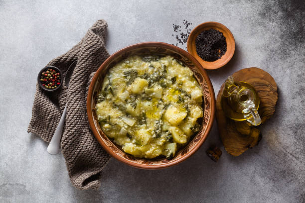 vegan pizzoccheri  dish. an adapted recipe from italian cuisine. healthy gluten free nutrition - valtellina savoy cabbage pizzoccheri tagliatelle imagens e fotografias de stock