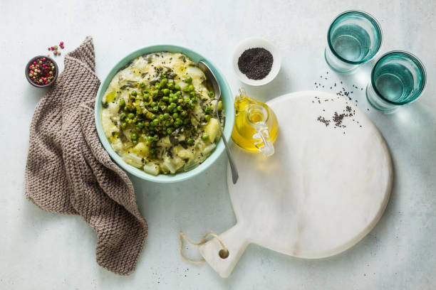 vegan pizzoccheri  dish. an adapted recipe from italian cuisine. healthy gluten free nutrition - valtellina savoy cabbage pizzoccheri tagliatelle imagens e fotografias de stock